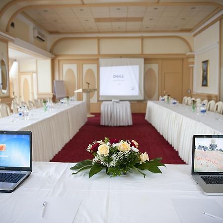 Hotel Victory Приштина Екстер'єр фото