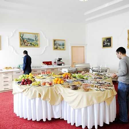 Hotel Victory Приштина Екстер'єр фото